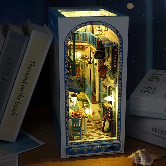 Booknook LED ruelle méditerranéenne miniature en bois, diorama lumineux bord de mer éclairé de nuit pour bibliothèque