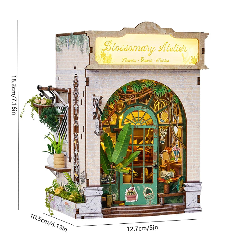 Booknook LED atelier botanique miniature en bois, décor lumineux de bibliothèque avec plantes et façade vintage