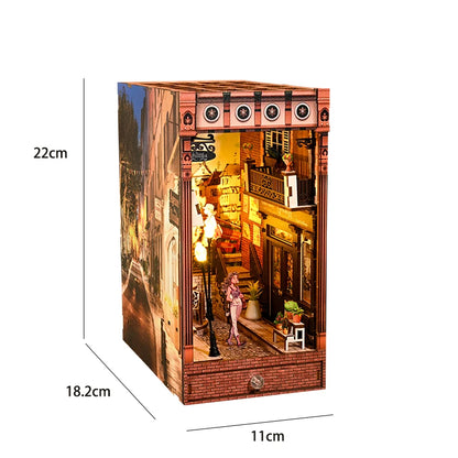 Booknook LED ruelle miniature en bois, diorama lumineux urbain pour bibliothèque avec scène de rue détaillée