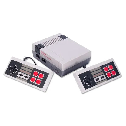 Console rétro 8-bit avec deux manettes filaires, présentée sur fond blanc