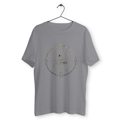 T-shirt gris orné d’un motif ésotérique doré représentant une horloge fracturée avec un œil central au sein d’un triangle.